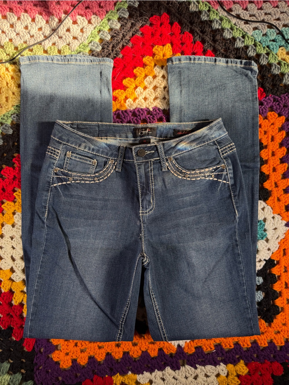 Earl Jeans Women’s Medium Blue Slim Bootcut with Contrast Stitching